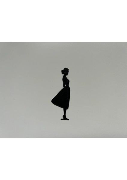 Dekoratif Elbiseli Kadın Duvar Figürü