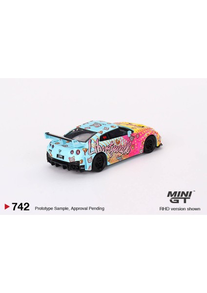 1/64 LB-Silhouette WORKS GT NISSAN 35GT-RR Ver.1 LBWK KUMA modelleri