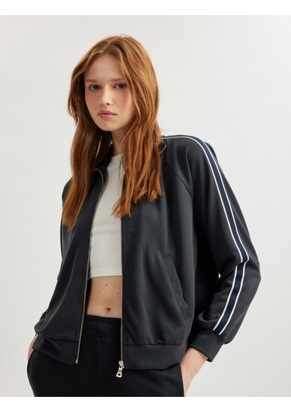 Modal Karışımlı Çizgili Cepli Dik Yaka Tam Fermuarlı Sweatshirt
