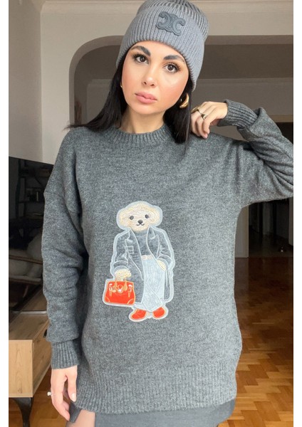 Antrasit Teddy Bear Nakışlı Triko Kazak