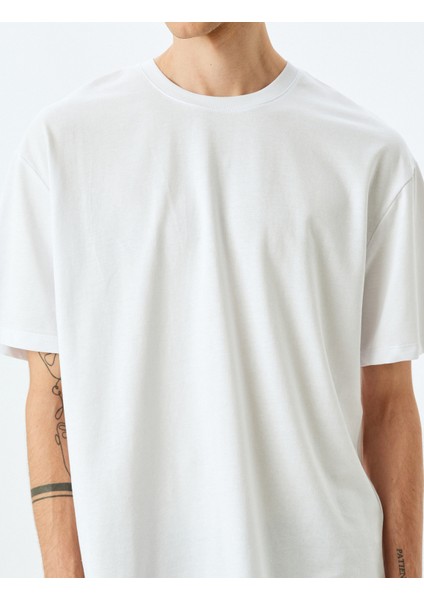 Basic Bisiklet Yaka Pamuklu Kısa Kollu Oversize Tişört