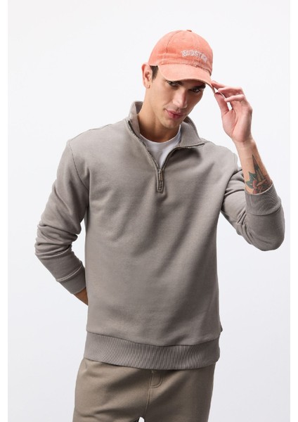 Comfort Regular Fit Rahat Kalıp Fermuarlı Dik Yaka Basic Düz Sweatshirt X7405AZ25SP