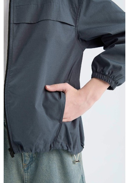 Erkek Çocuk Oversize Geniş Kalıp Yarım Balıkçı Yaka Fermuarlı Paraşüt Bomber Ceket D8537A825SP