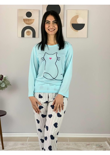 Kadın Kedi Motifli Kalp Desenli Pijama Takımı (Mavi-Beyaz)