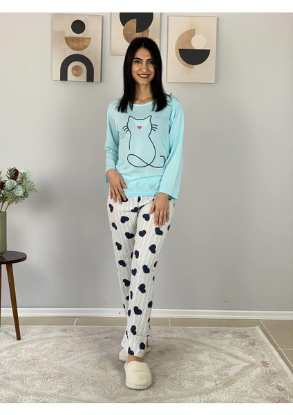 Kadın Kedi Motifli Kalp Desenli Pijama Takımı (Mavi-Beyaz)