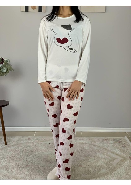 Kadın Kedi Motifli Kalp Desenli Pijama Takımı (Bordo-Beyaz) indirimleri