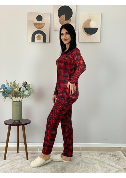 Kadın Ekose Desenli Süet Düğmeli Pijama Takımı (Kırmızı)