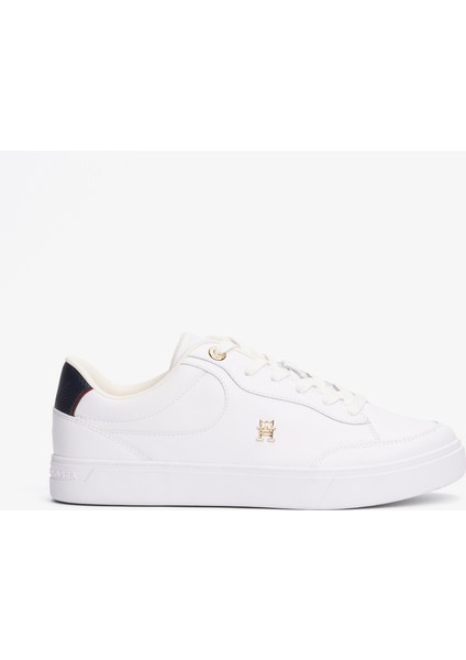 Essential Chic Court Rwb.ybs