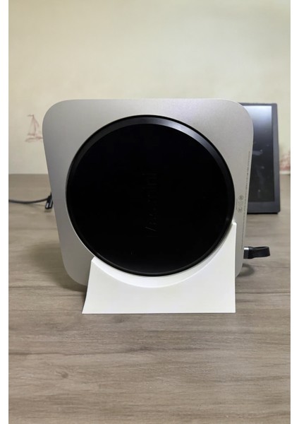 Mac Mini (M1/m2/m1 Pro/m2 Pro) Dikey Stand – Harici Yuvalı