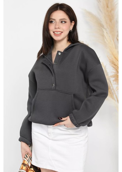 Kadın Şardonlu Kanguru Cepli Düğme Detaylı Sweatshirt