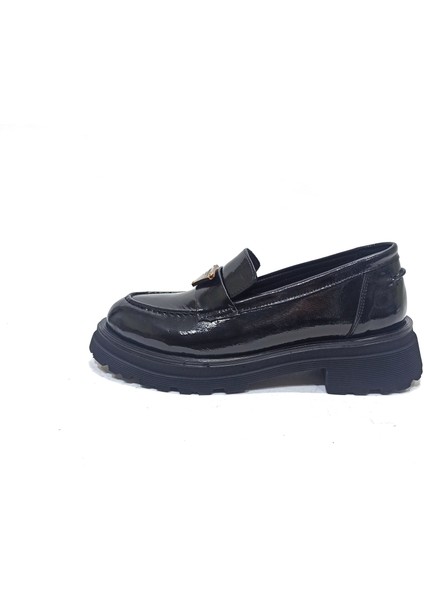 Siyah Rugan Deri Loafer Kadın Ayakkabı