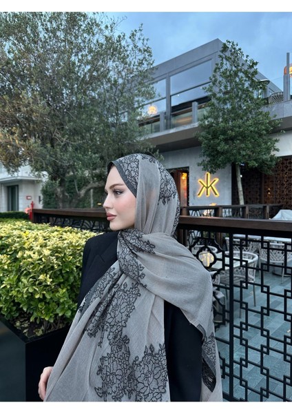 Çiçek Desen Yün Şal