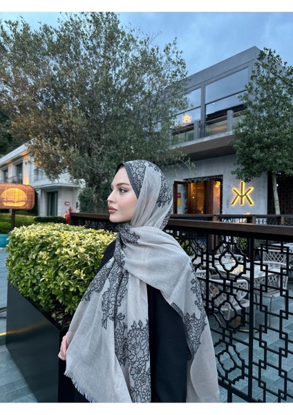 Çiçek Desen Yün Şal