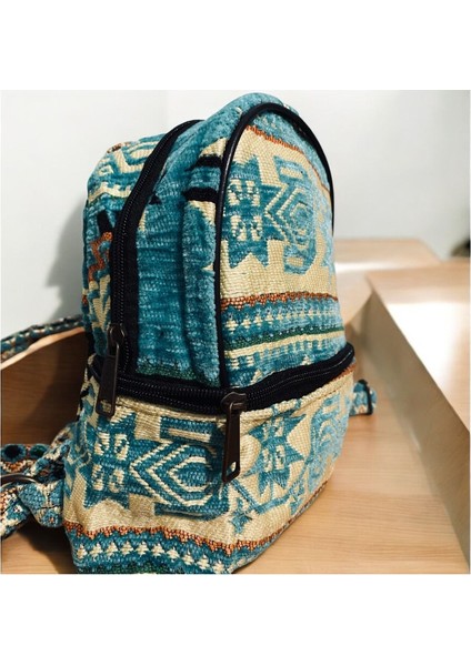 Etnik Kilim Desenli Küçük Boy Kadın Sırt Çantası modelleri