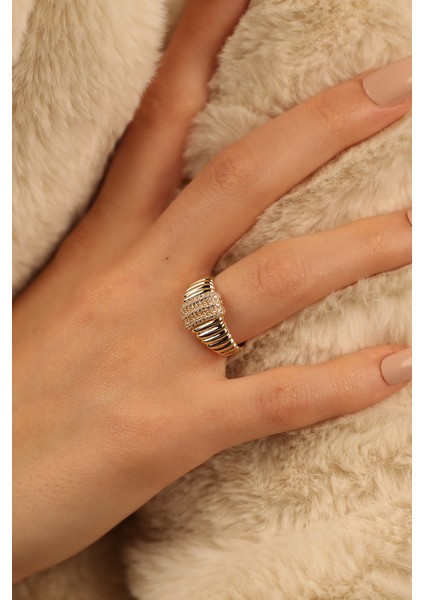 Taşlı Altın Yüzük CGKYZK0306