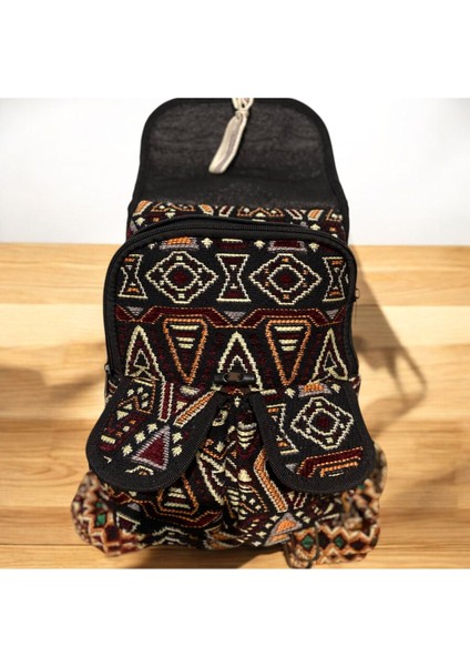Etnik Kilim Desenli Orta Boy Sırt Çantası fırsatları