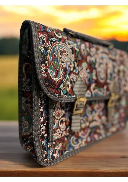 Termo Süet Etnik Desenli Orta Boy Kadın Omuz Çantası indirimleri