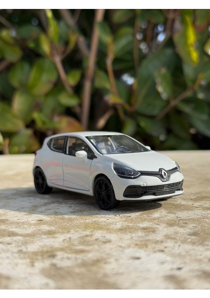 Renault Clio 4 Koleksiyon Metal Araba 12CM Lüks Araba Beyaz Oyuncak Araba Model Araba Scntoys indirimleri