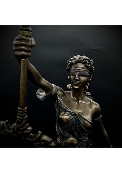Themis Adalet Heykeli Biblo Veronese Design Avukata Hediye
