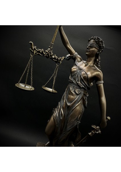 Themis Adalet Heykeli Biblo Veronese Design Avukata Hediye