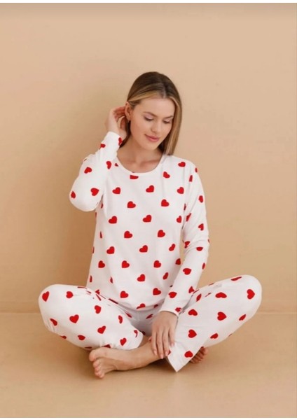 Bayan Pijama Takım Süet Soft Pamuklu Kumaş Kırmızı Kalp Desen Dar Kalıp Sevgililer Günü