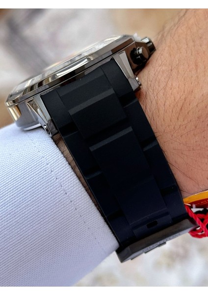 Fonksiyonları Aktif Silikon Kordon Çelik Kasa Lisanslı Galatasaray Taraftar Erkek Kol Saati indirimleri