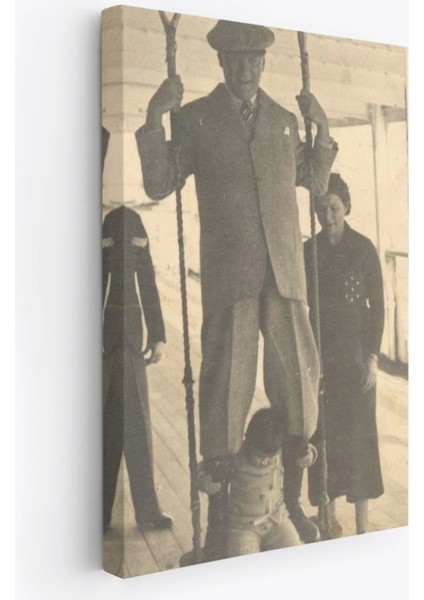 - Atatürk Portre Tablosu Mustafa Kemal Atatürk Dikdörtgen Dekoratif Kanvas TABLO-FO-138