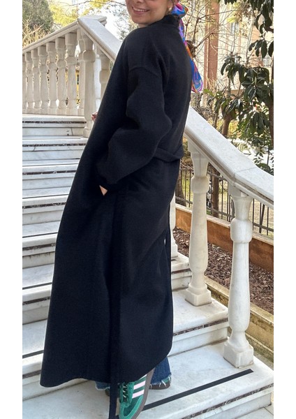 Kadın Siyah Uzun Kaban modelleri