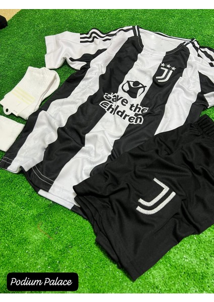 Kenan Yıldız 2024/25 Yeni Sezon Forması 4'lü Set Bileklik ve Çorap Hediye (Siyah-Beyaz) modelleri