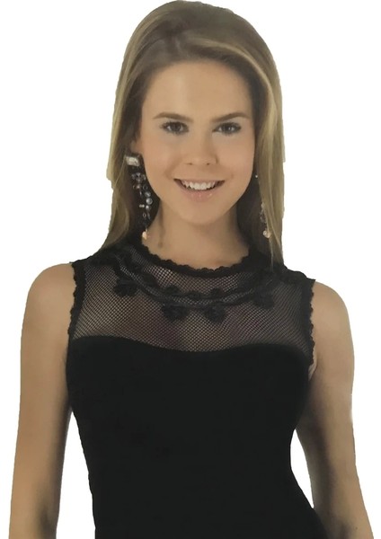 Berrak Göğüsü Tüllü Bluz 2633