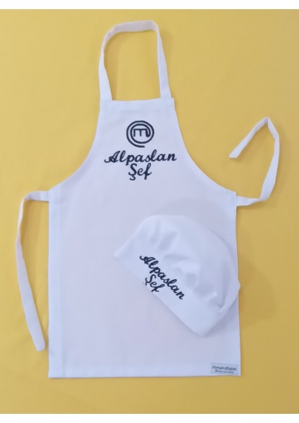 Master Chef Çocuk Mutfak ve Etkinlik Ana Okulu Önlüğü Su Itici Leke Tutmaz Kumaş Isme Özel Nakış Desenli 0- 14 Yaş