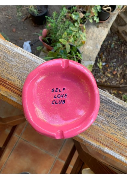 Pembe Simli El Yapımı Seramik Küllük SELF LOVE CLUB