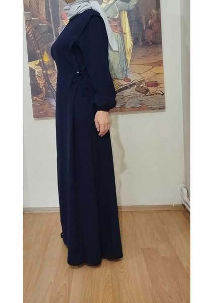 Yandan Bağcıklı Tesettür Elbise