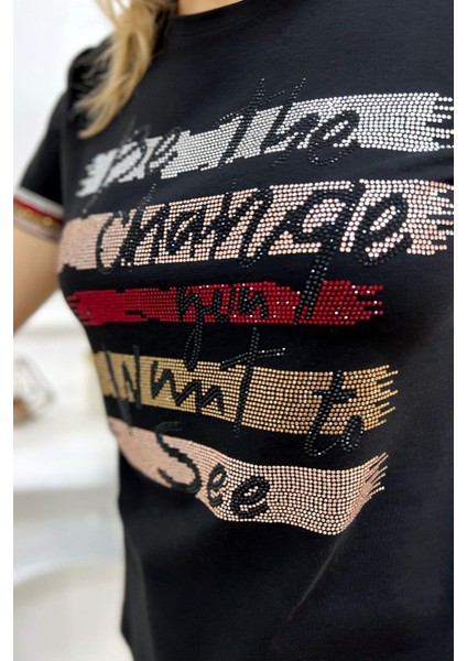 Büyük Beden Renkli Yazılı Crystal Taşlı Kısa Kol Bisiklet Yaka Şık Rahat Pamuk Siyah Kadın T-Shirt