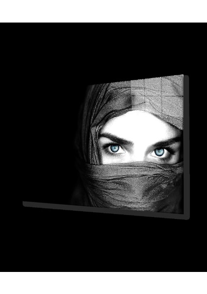 - Peçeli Mavi Gözlü Kadın Cam Tablo Veiled Blue Eyed