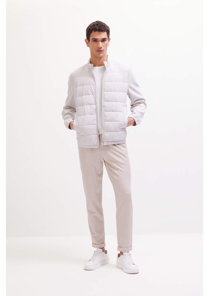 Slim Fit Dar Kesim Dik Yaka Lastikli ve Fermuarlı Su Geçirmez Mont D7532AX25SP