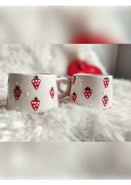 Kupa Bardak Kabartma Ile Çilek Model Işlemeli 2'li