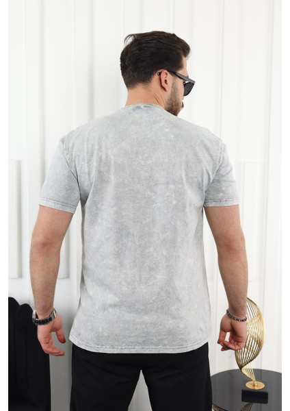 Kabartma Baskılı T-Shirt fırsatları