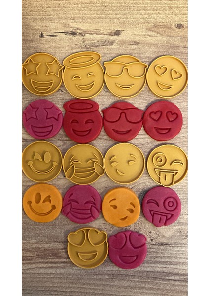 9lu Emoji Kurabiye Kalıbı ve Şeker Hamuru Kalıbı Seti