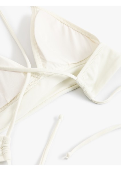 Bağlama Detaylı Arkası Çapraz Askılı Bralet Bikini Üstü