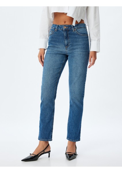 Düz Kısa Paça Kot Pantolon Standart Bel Düğmeli Cepli Pamuklu - Slim Straight Fit Jean modelleri
