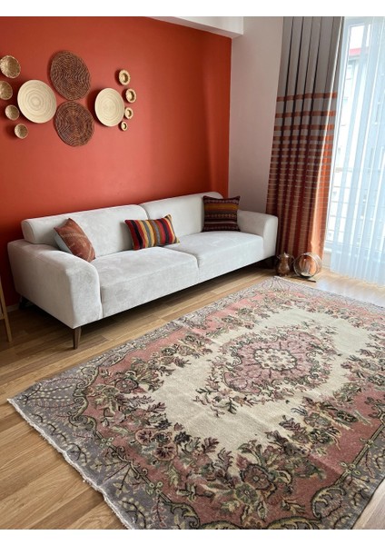 170 x 260 cm Çiçek Desenli El Dokuma Bej ve Gri Antik Büyük Boy Türk Halısı modelleri