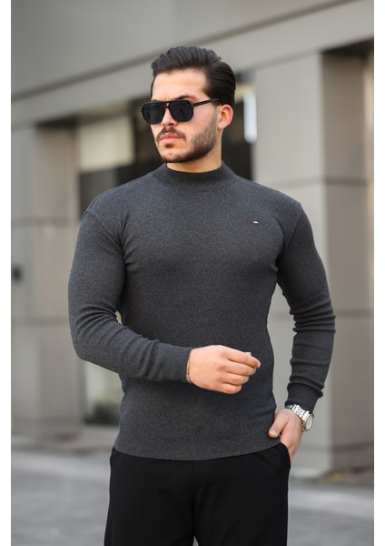 Erkek Yarım Balıkçı Yaka Triko Kazak