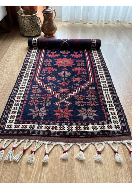 59 x 123 cm Lacivert Geleneksel Çiçek Desenli Küçük Boy Kilim
