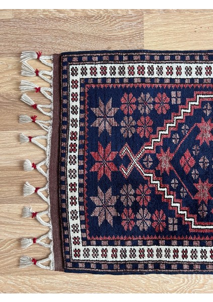 59 x 123 cm Lacivert Geleneksel Çiçek Desenli Küçük Boy Kilim