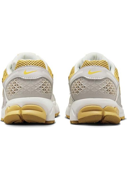 Zoom Vomero 5 HJ9607-700 modelleri