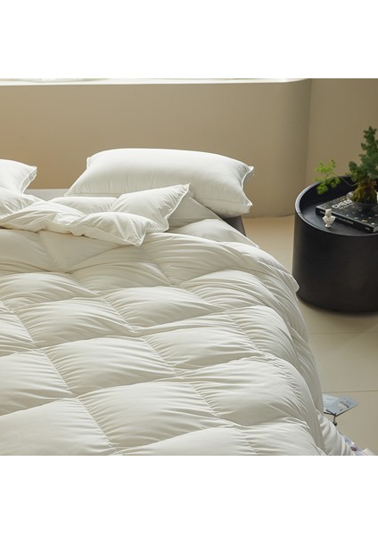 Kaz Tüyü Çift Kişilik Yorgan 150 x 210 cm Beyaz (Yurt Dışından) modelleri