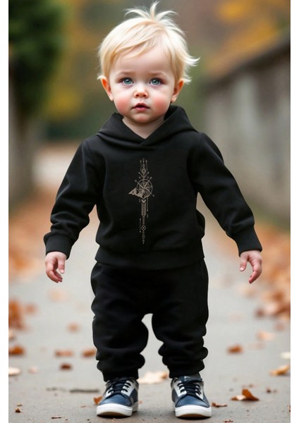 Uygun Tarz Pusula Baskılı Çocuk Rahat Eşofman Takımı