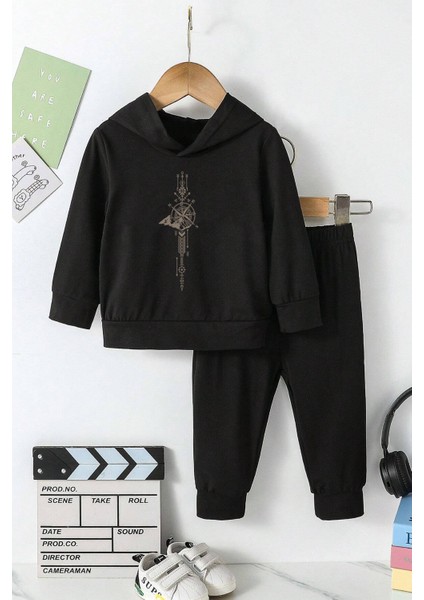 Uygun Tarz Pusula Baskılı Çocuk Rahat Eşofman Takımı fiyatları