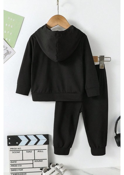 Uygun Tarz Pusula Baskılı Çocuk Rahat Eşofman Takımı modelleri